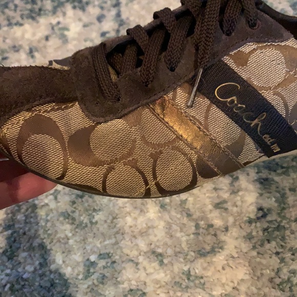 USED COACH shoes - Picture 9 of 11